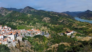 LE PARI DU LAC - Caramany